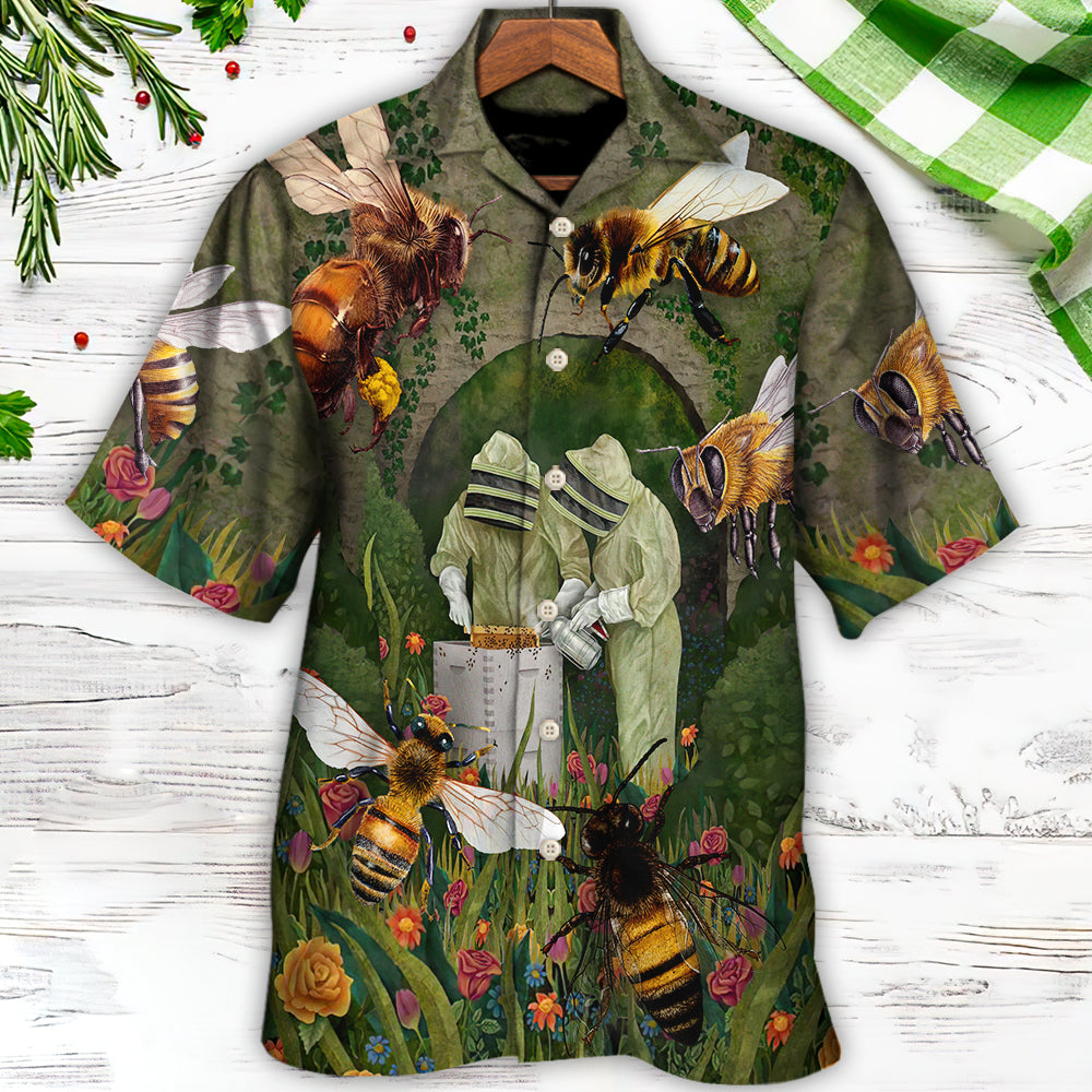 Bee Alert Beekeeper Vintage Style - Hawaiian Shirt