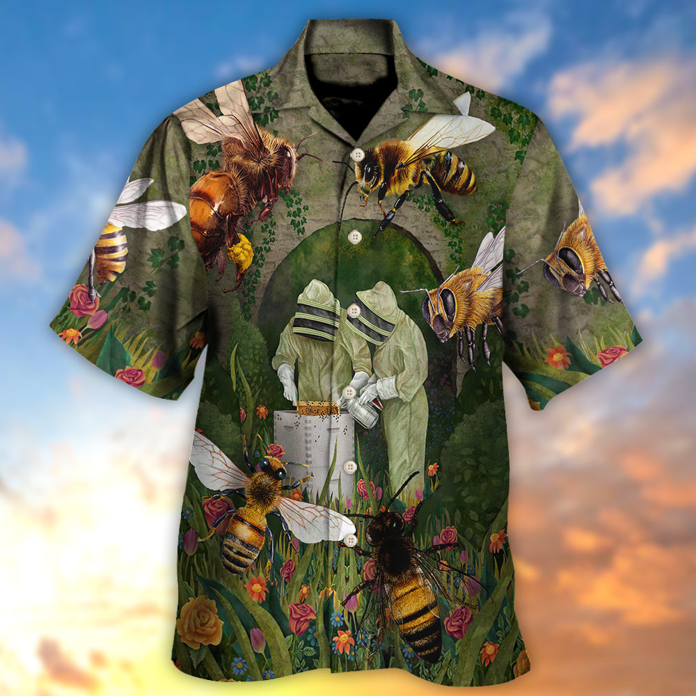 Bee Alert Beekeeper Vintage Style - Hawaiian Shirt