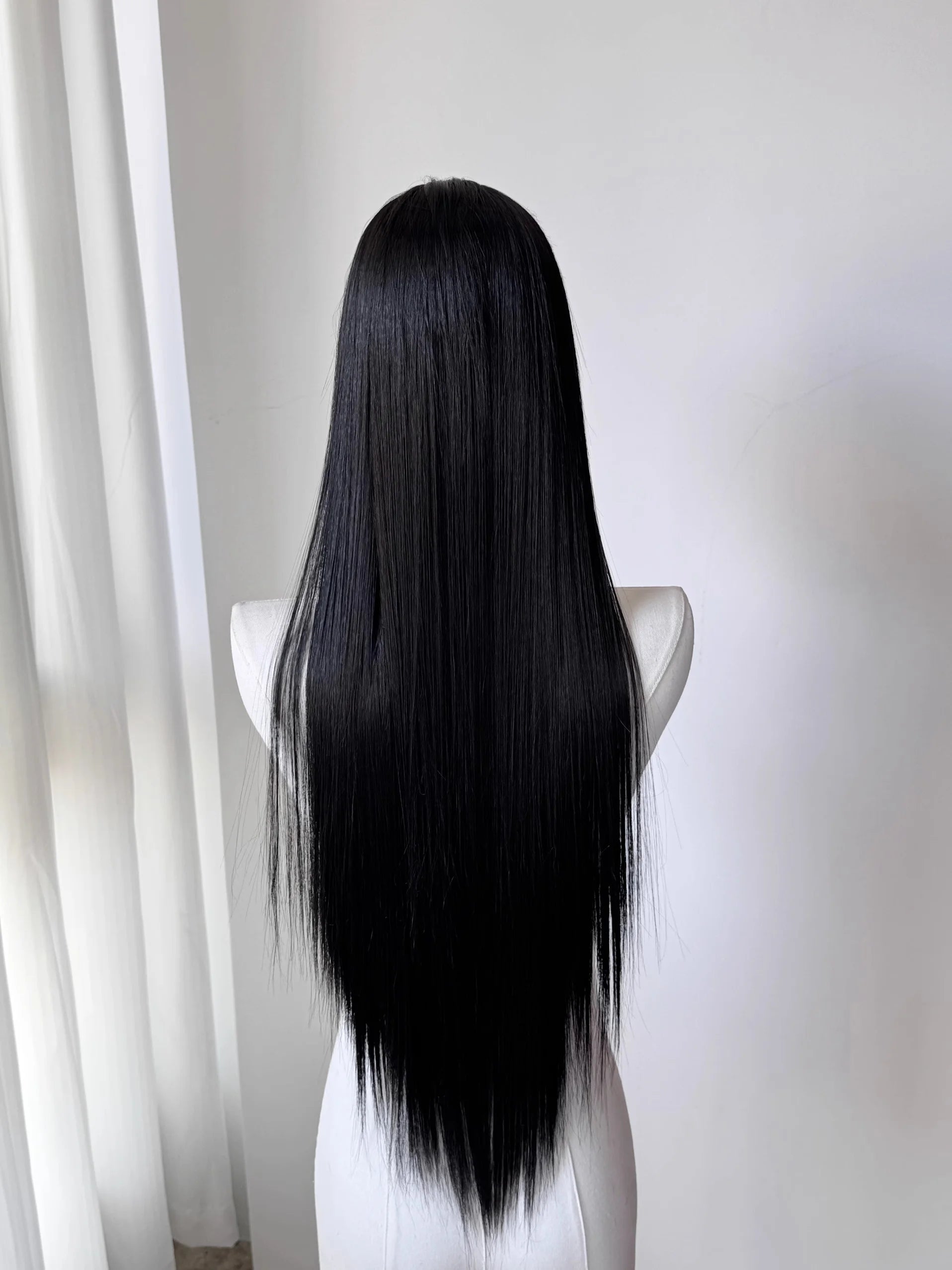 Black Wig 26inch 13x4 Lace Front Wig for Women Lolita Synthetic Wigs Black Hair for Daily Use Cosplay Party Heat-resistant Fiber